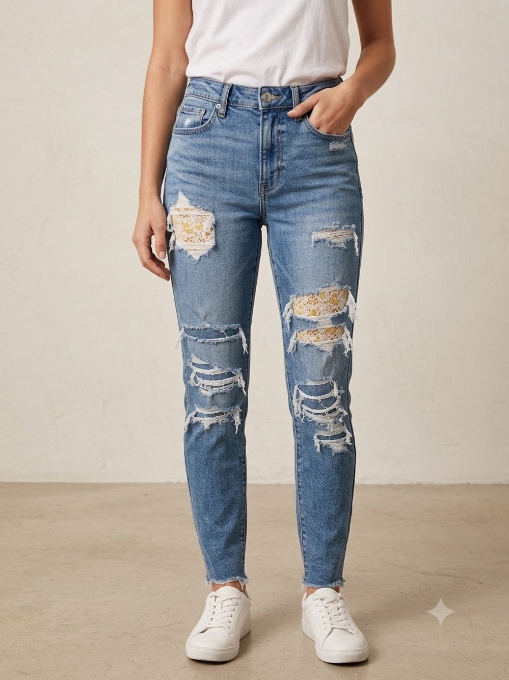 American Eagle Strigid Patched Mom Straight Jean Sz 0 Regular Blue